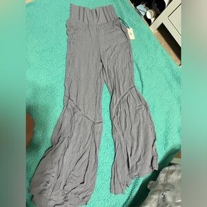 NWT Sincerely Jules Flare Pants